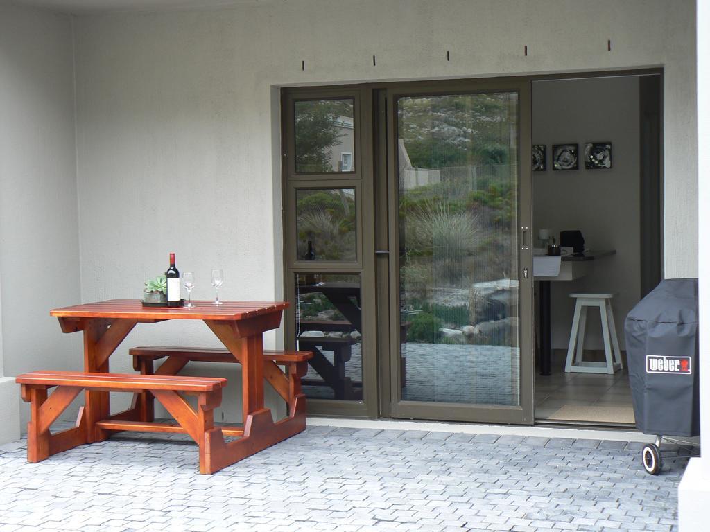 Van Den Berg'S Guesthouse Bettyʼs Bay Chambre photo